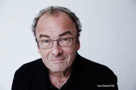 Banner Robert Menasse liest aus "Die Erweiterung"